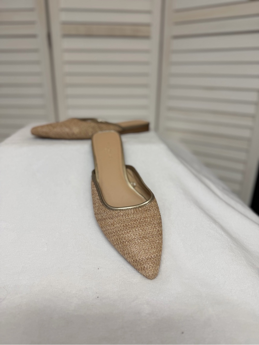 Ann Taylor Tan Raffia Pointed Slip-On Mules